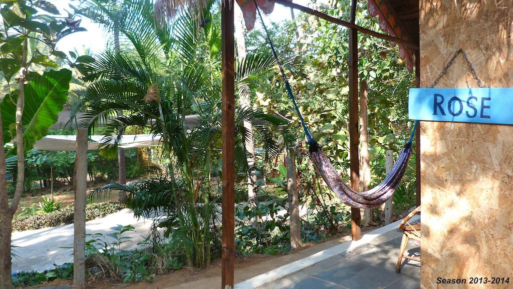 Secret Garden Resort Patnem Beach Exteriör bild