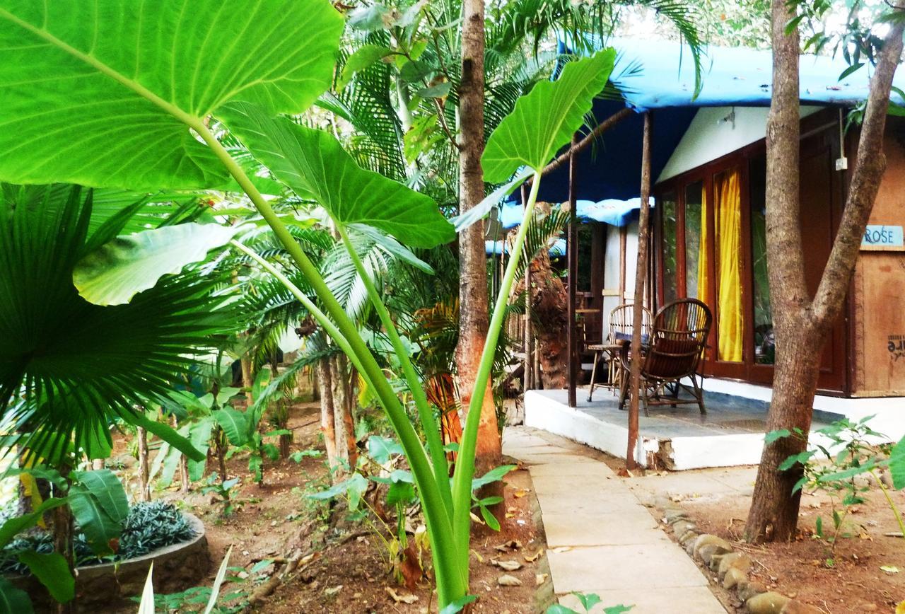Secret Garden Resort Patnem Beach Exteriör bild