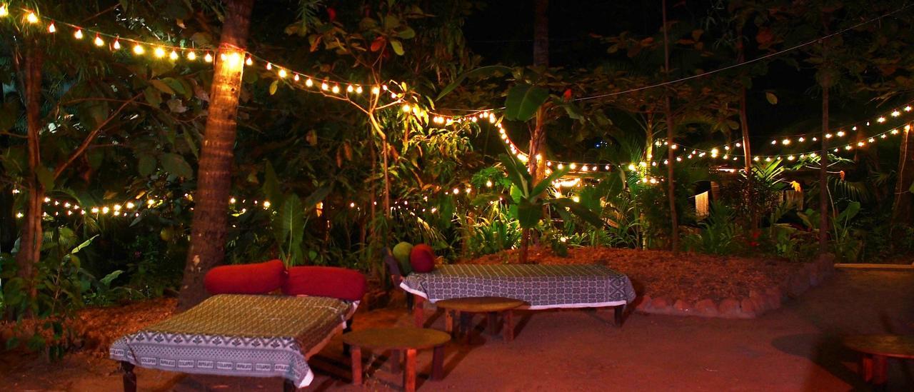 Secret Garden Resort Patnem Beach Exteriör bild
