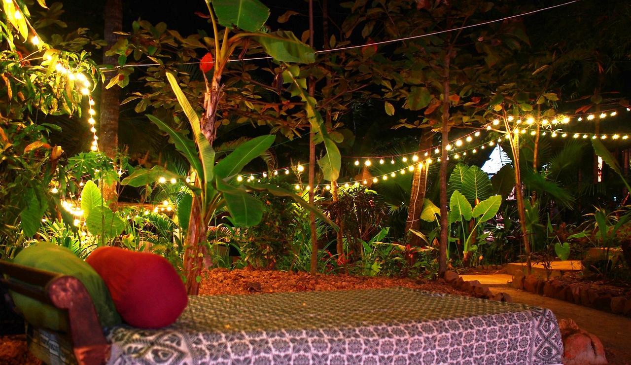 Secret Garden Resort Patnem Beach Exteriör bild
